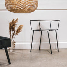 Afbeelding in Gallery-weergave laden, Bijzettafel / Nachtkastje