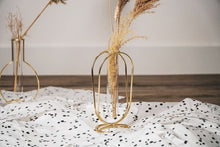 Afbeelding in Gallery-weergave laden, HV Goud metalen vaasje ovaal