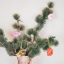 Afbeelding in Gallery-weergave laden, Kersthanger - Lip - Keramiek - Neon Roze
