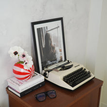 Afbeelding in Gallery-weergave laden, Vaas - Swirl - Rood/roze
