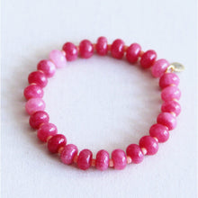 Afbeelding in Gallery-weergave laden, Elastische armband gemaakt van edelsteen - fuchsia/roze
