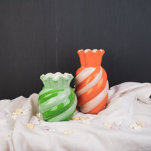 Afbeelding in Gallery-weergave laden, VASE- SWIRL-STONOWARE
