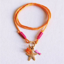Afbeelding in Gallery-weergave laden, Surfketting met charmes - oranje/roze
