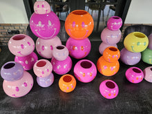 Afbeelding in Gallery-weergave laden, SMILEY FACE POT PINK/FUCHSIA
