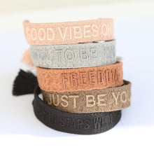 Afbeelding in Gallery-weergave laden, Love Ibiza geweven armband just be you taupe
